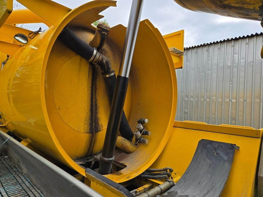 Scania R420 6X2 ADR AMPHITECH VORTEX 13m³  - Vacuümwagen: afbeelding 4 Scania R420 6X2 ADR AMPHITECH VORTEX 13m³  - Vacuümwagen: afbeelding 4