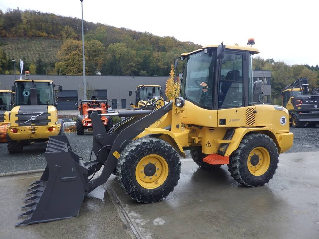 Volvo L 30 G  - Wiellader: afbeelding 1 Volvo L 30 G  - Wiellader: afbeelding 1