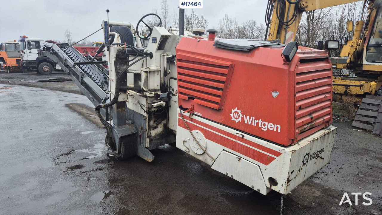 Asphalt milling machine WIRTGEN W-500 (1993) - Asfaltfrees: afbeelding 1 Asphalt milling machine WIRTGEN W-500 (1993) - Asfaltfrees: afbeelding 1