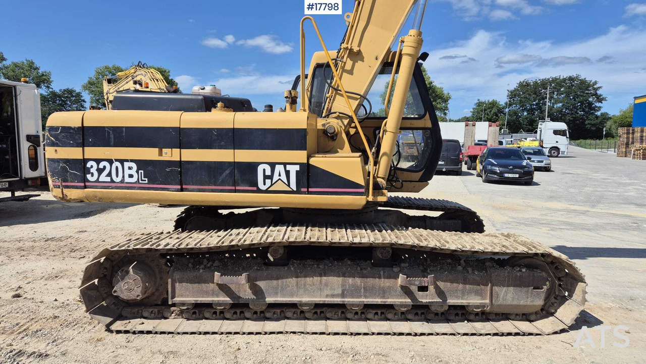 Crawler excavator JCB JS 220 LONG 16m (1997) - Rupsgraafmachine: afbeelding 2 Crawler excavator JCB JS 220 LONG 16m (1997) - Rupsgraafmachine: afbeelding 2