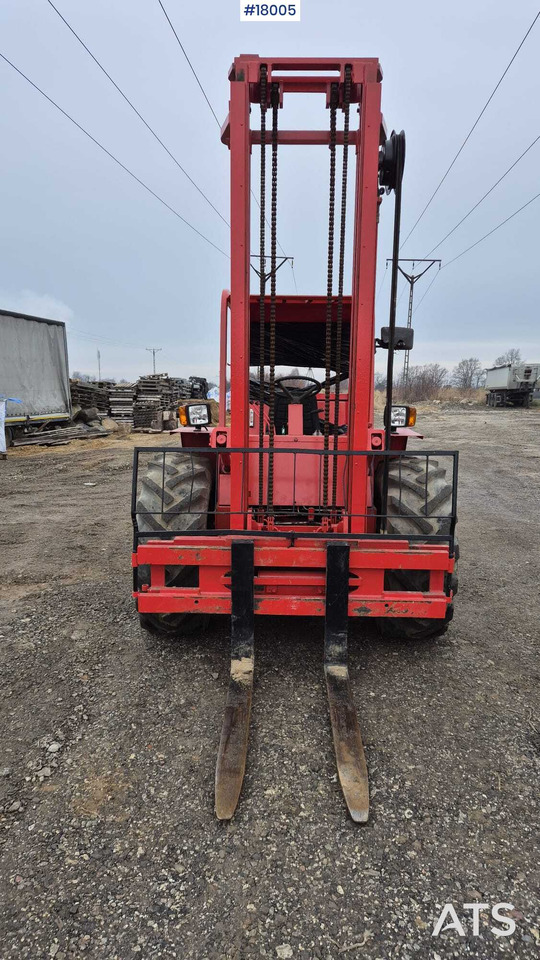 Rough terrain forklift MANITOU MB 30N (1993) - Ruw terrein heftruck: afbeelding 2 Rough terrain forklift MANITOU MB 30N (1993) - Ruw terrein heftruck: afbeelding 2