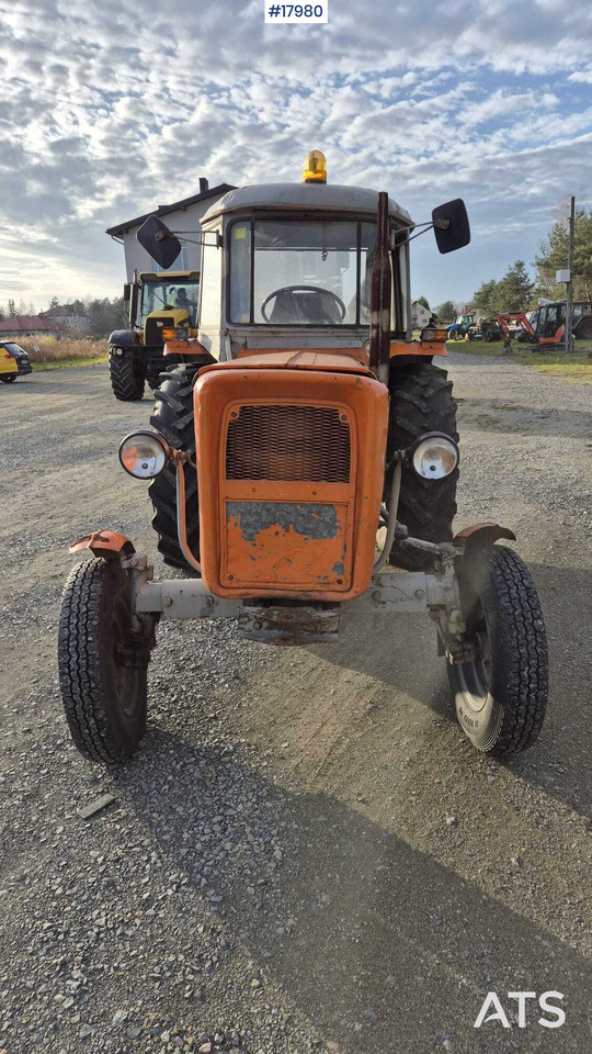 URSUS C 360 agricultural tractor (1983) - Tractor: afbeelding 2 URSUS C 360 agricultural tractor (1983) - Tractor: afbeelding 2