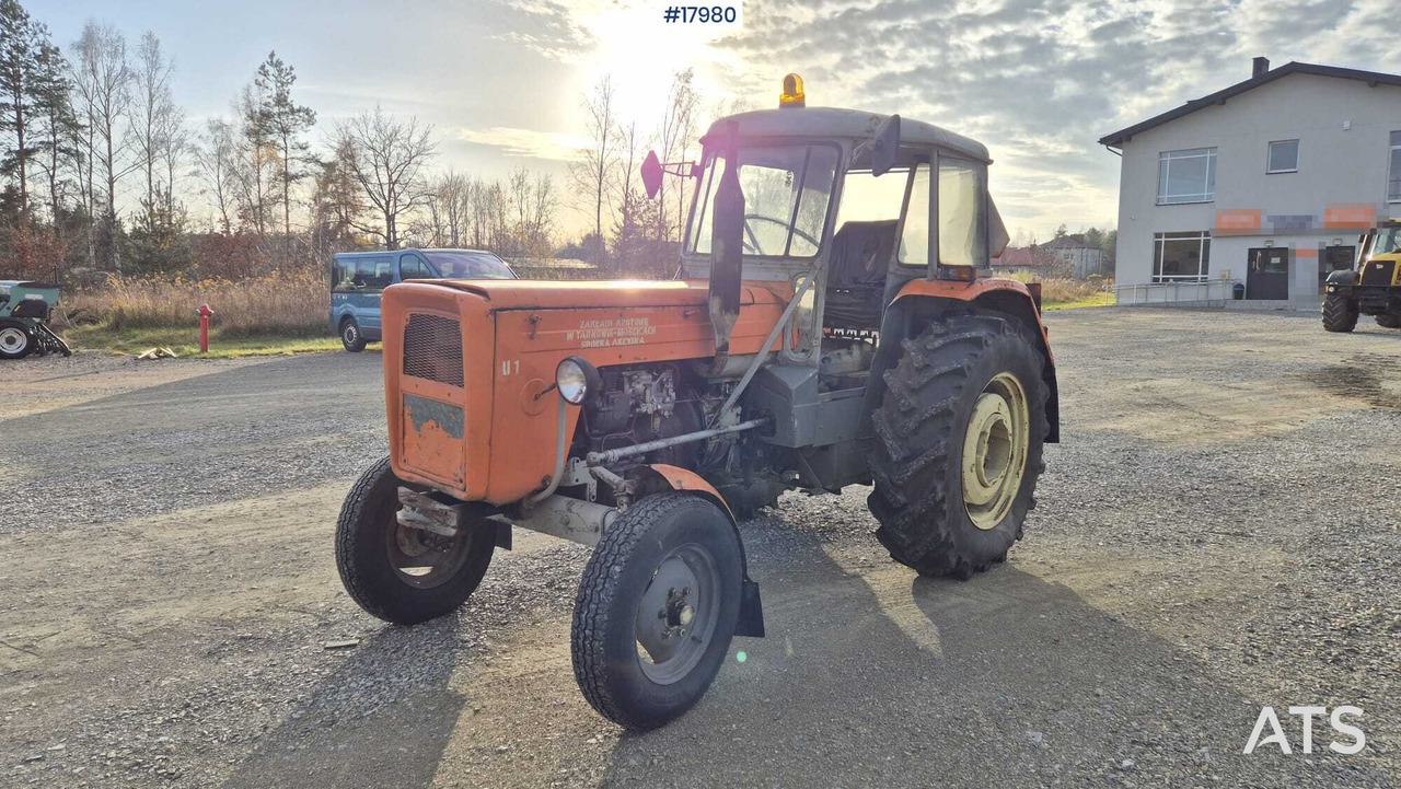 URSUS C 360 agricultural tractor (1983) - Tractor: afbeelding 3 URSUS C 360 agricultural tractor (1983) - Tractor: afbeelding 3