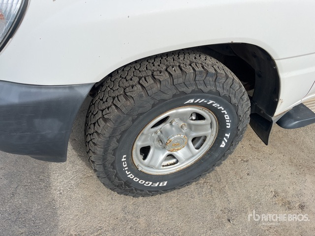 1999 Toyota Land Cruiser HZJ105L-GCMRS SUV - SUV: afbeelding 4 1999 Toyota Land Cruiser HZJ105L-GCMRS SUV - SUV: afbeelding 4