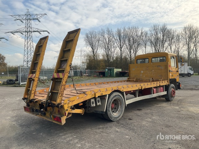 2000 MAN 18.232 4x2 Flatbed Truck - Vrachtwagen met open laadbak: afbeelding 3 2000 MAN 18.232 4x2 Flatbed Truck - Vrachtwagen met open laadbak: afbeelding 3