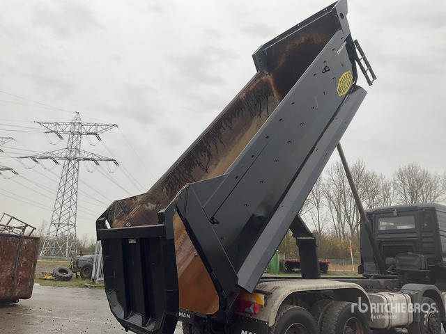 2006 MAN TGA 41.430 8x8 Twin-Steer Sleeper Quad/A Dump Truck - Kipper vrachtwagen: afbeelding 5 2006 MAN TGA 41.430 8x8 Twin-Steer Sleeper Quad/A Dump Truck - Kipper vrachtwagen: afbeelding 5