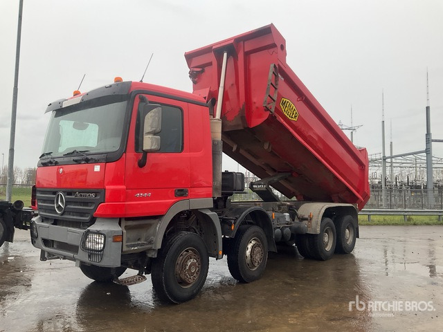2006 Mercedes-Benz ACTROS 4144 8x8 Twin-Steer Tri/A Dump Truck - Kipper vrachtwagen: afbeelding 2 2006 Mercedes-Benz ACTROS 4144 8x8 Twin-Steer Tri/A Dump Truck - Kipper vrachtwagen: afbeelding 2