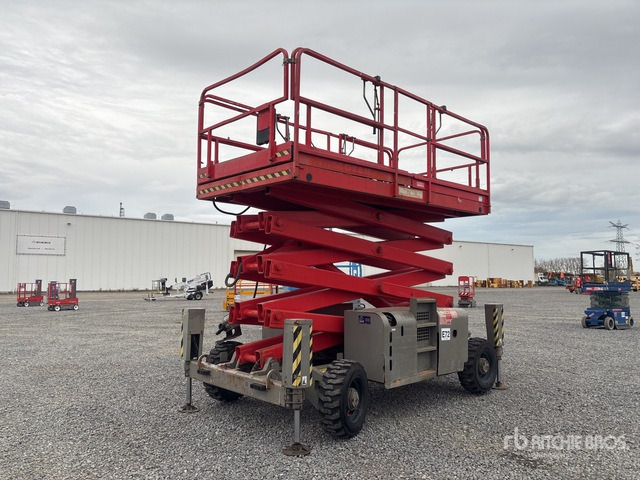 2008 Haulotte H15SX 4x4 Diesel Scissor Lift - Schaarlift: afbeelding 4 2008 Haulotte H15SX 4x4 Diesel Scissor Lift - Schaarlift: afbeelding 4