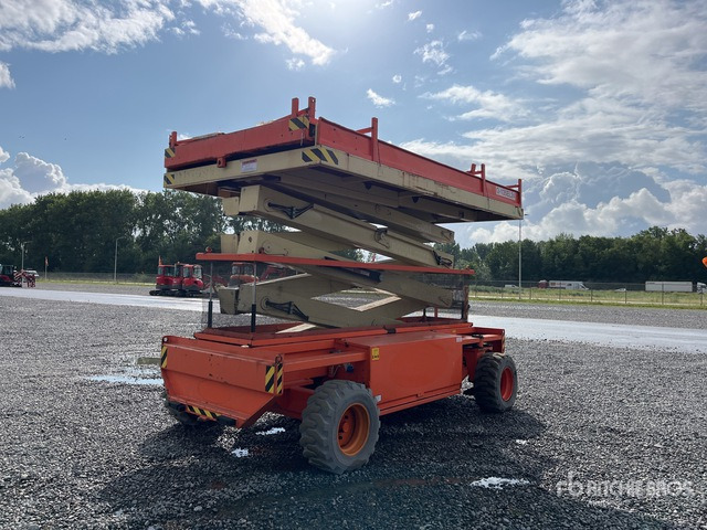 2010 Holland Lift MONOSTAR Q-135EL24 Electric Scissor Lift - Schaarlift: afbeelding 2 2010 Holland Lift MONOSTAR Q-135EL24 Electric Scissor Lift - Schaarlift: afbeelding 2