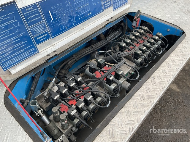 2017 Mercedes-Benz 2017 Palfinger P260B 230 kg Str ... Boom Truck - Vrachtwagen hoogwerker: afbeelding 5 2017 Mercedes-Benz 2017 Palfinger P260B 230 kg Str ... Boom Truck - Vrachtwagen hoogwerker: afbeelding 5