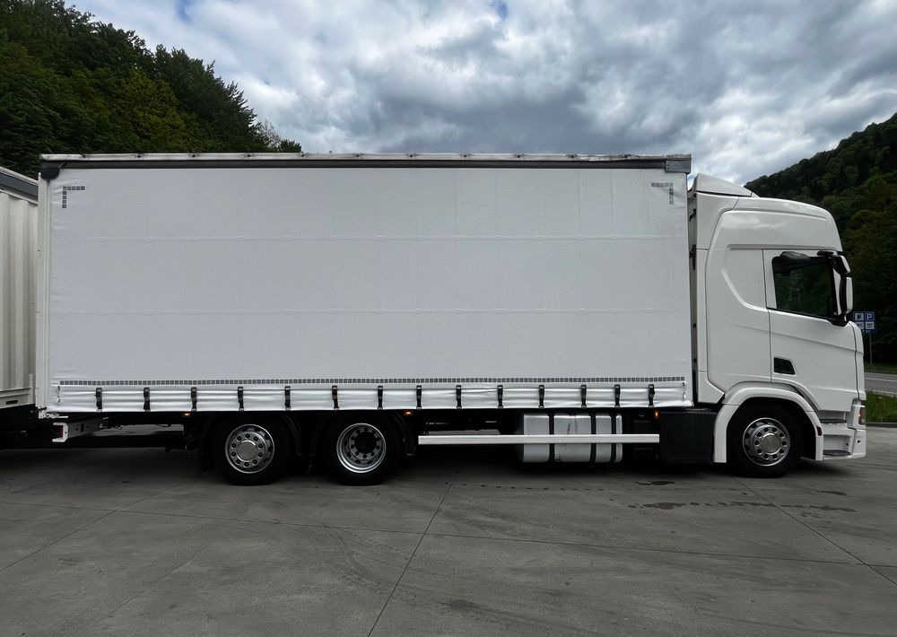 Scania R410 // 2018 // Retarder // Tandem 7.7+7.7 // Przyczepa Krone // Oś podnosozna // - Schuifzeilen vrachtwagen: afbeelding 3 Scania R410 // 2018 // Retarder // Tandem 7.7+7.7 // Przyczepa Krone // Oś podnosozna // - Schuifzeilen vrachtwagen: afbeelding 3