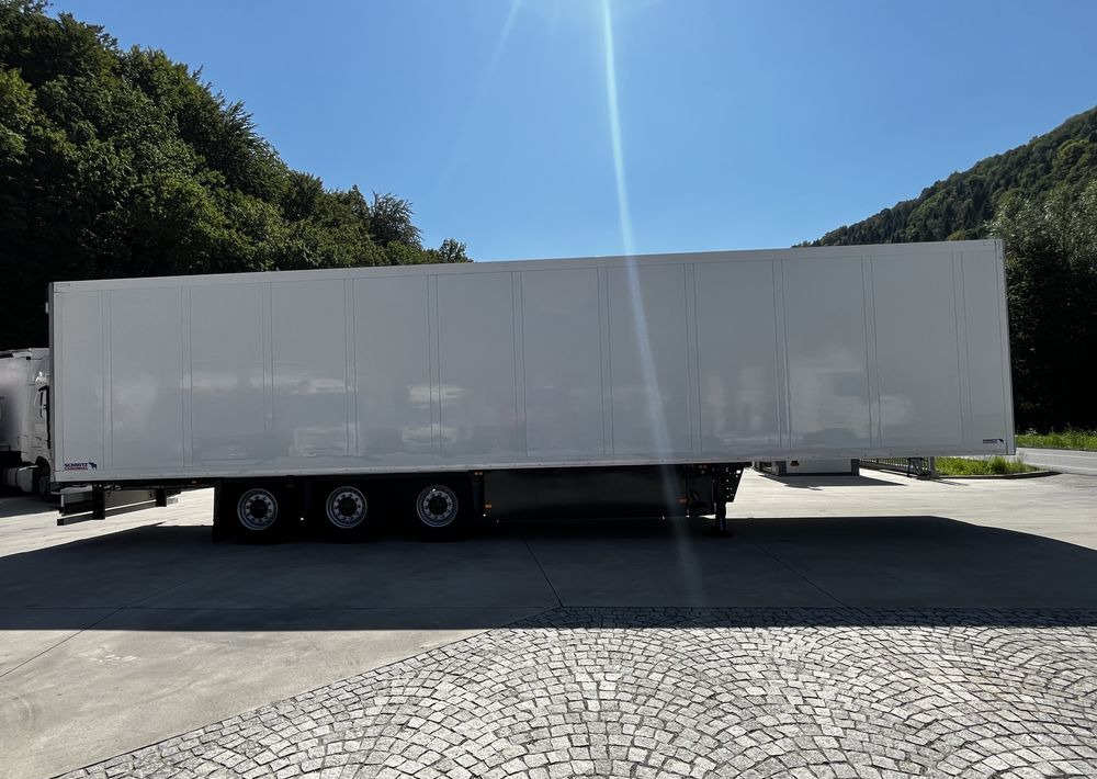 Schmitz Cargobull Chłodnia // 2010 Rok // 2 osie podnoszone // Doppelstock // Kosz paletowy // - Koelwagen oplegger: afbeelding 4 Schmitz Cargobull Chłodnia // 2010 Rok // 2 osie podnoszone // Doppelstock // Kosz paletowy // - Koelwagen oplegger: afbeelding 4