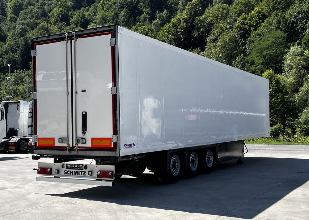 Schmitz Cargobull Chłodnia // 2010 Rok // 2 osie podnoszone // Doppelstock // Kosz paletowy // - Koelwagen oplegger: afbeelding 1 Schmitz Cargobull Chłodnia // 2010 Rok // 2 osie podnoszone // Doppelstock // Kosz paletowy // - Koelwagen oplegger: afbeelding 1