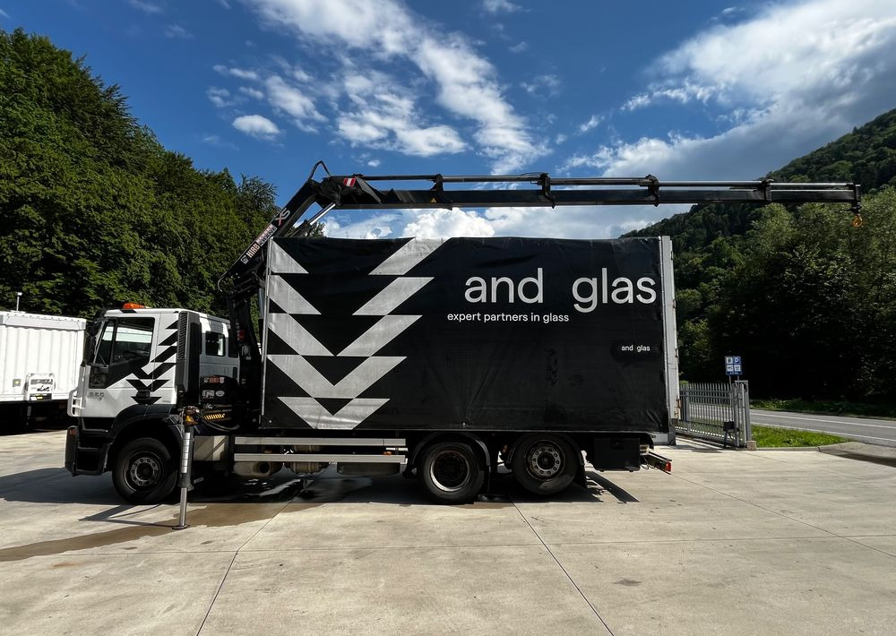 Iveco Stralis 360 // HIAB 144 E4 HIDUO + Radio // Zabudowa 6m // Oś podnoszona - Trekker: afbeelding 3 Iveco Stralis 360 // HIAB 144 E4 HIDUO + Radio // Zabudowa 6m // Oś podnoszona - Trekker: afbeelding 3