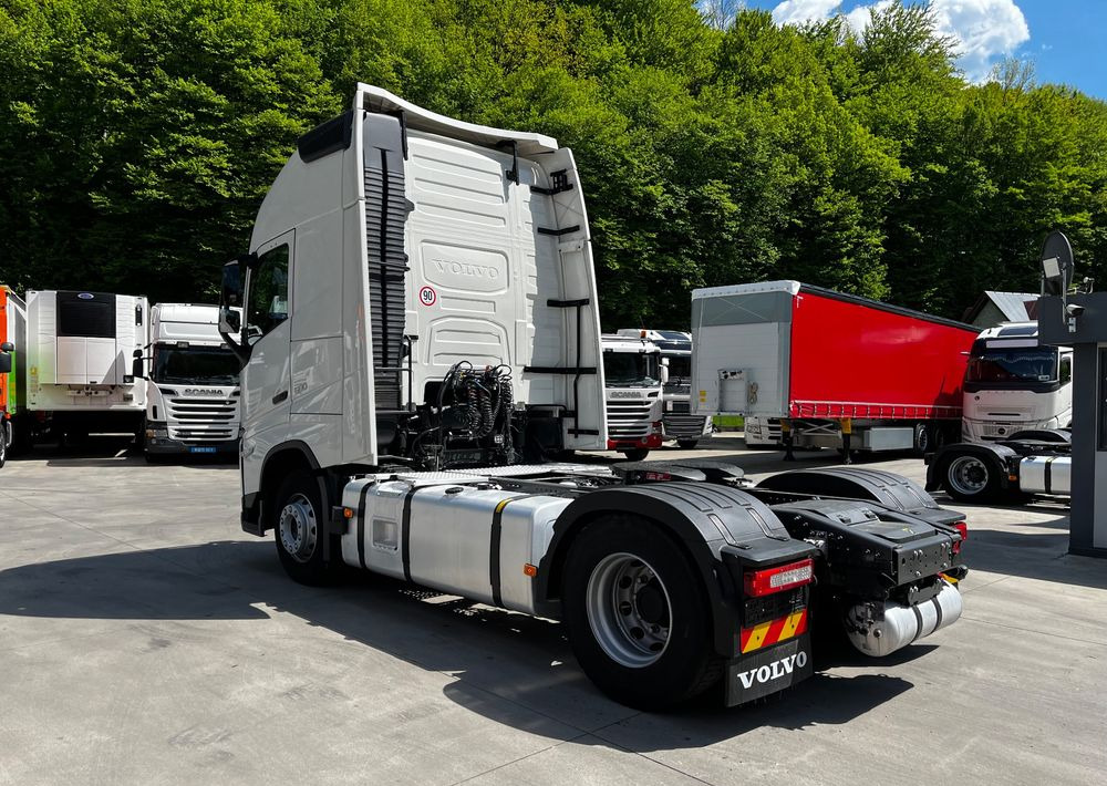 Volvo FH 500 // Zamiana na starszy // Silnik Euro 6 nie Isave // Parkclima // XL // Radary // Duże zbiorniki // Gwarancja // - Trekker: afbeelding 5 Volvo FH 500 // Zamiana na starszy // Silnik Euro 6 nie Isave // Parkclima // XL // Radary // Duże zbiorniki // Gwarancja // - Trekker: afbeelding 5