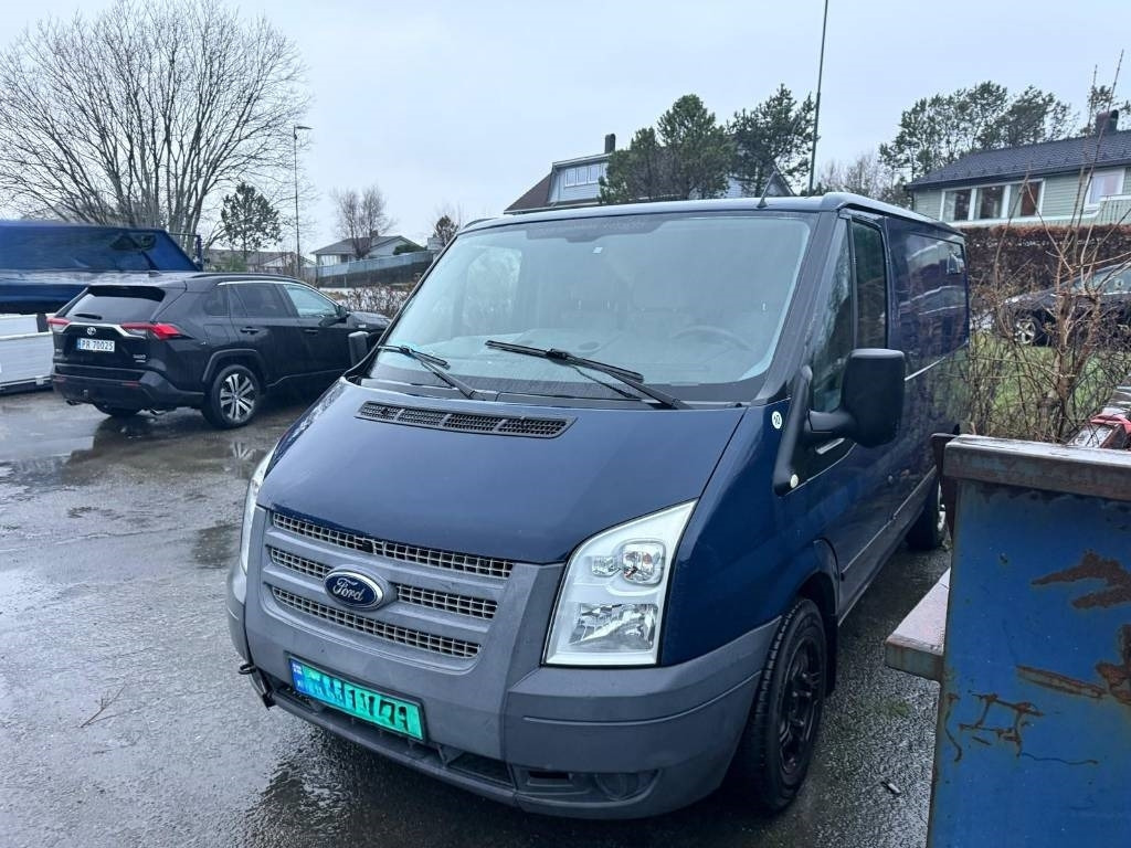 Ford Transit - Gesloten bestelwagen: afbeelding 2 Ford Transit - Gesloten bestelwagen: afbeelding 2