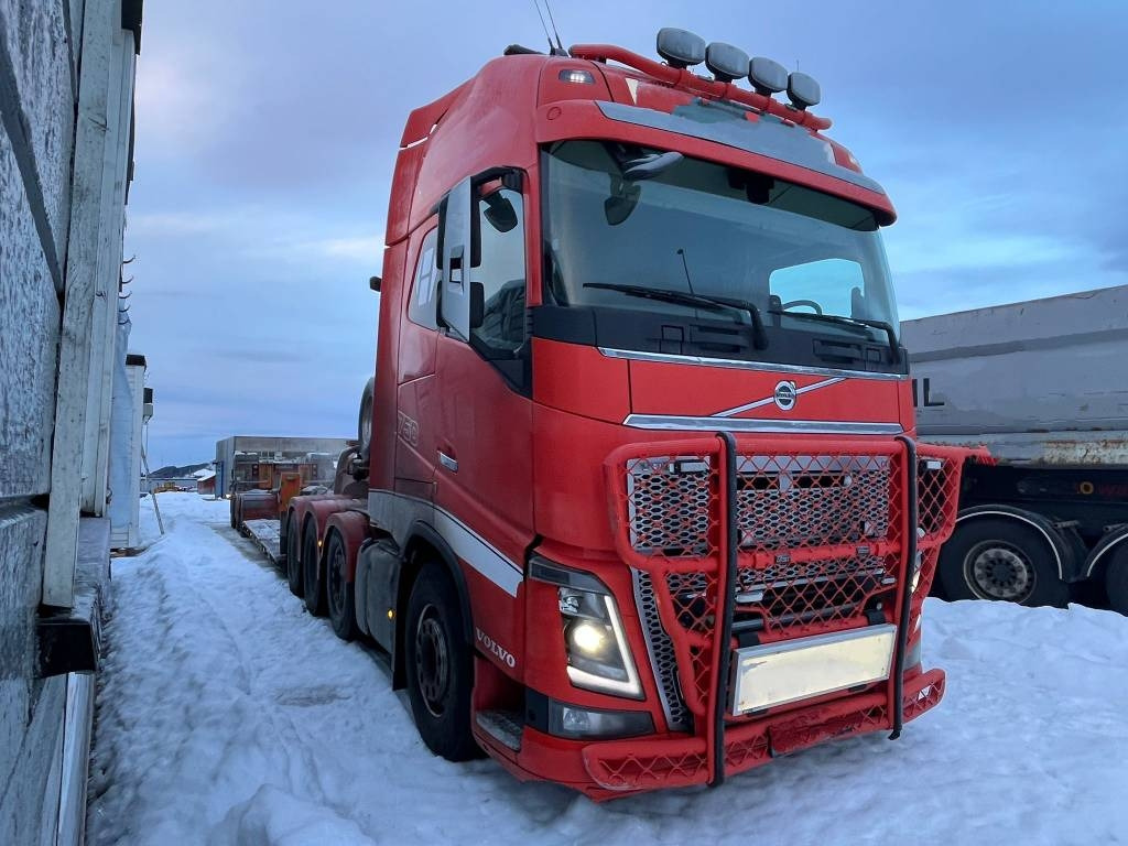 Vang ATHLS 3+1 Volvo FH16 750 Heavy Haul 8x2 - Dieplader oplegger: afbeelding 1 Vang ATHLS 3+1 Volvo FH16 750 Heavy Haul 8x2 - Dieplader oplegger: afbeelding 1