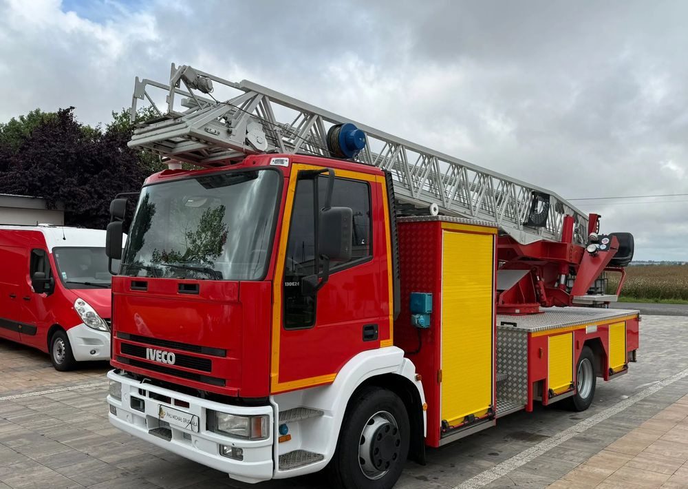 Iveco Eurocargo 130E24 - Brandweerwagen: afbeelding 3 Iveco Eurocargo 130E24 - Brandweerwagen: afbeelding 3