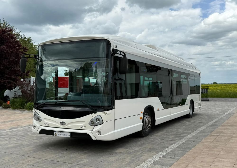Iveco Heuliez GX 337 - Stadsbus: afbeelding 1 Iveco Heuliez GX 337 - Stadsbus: afbeelding 1