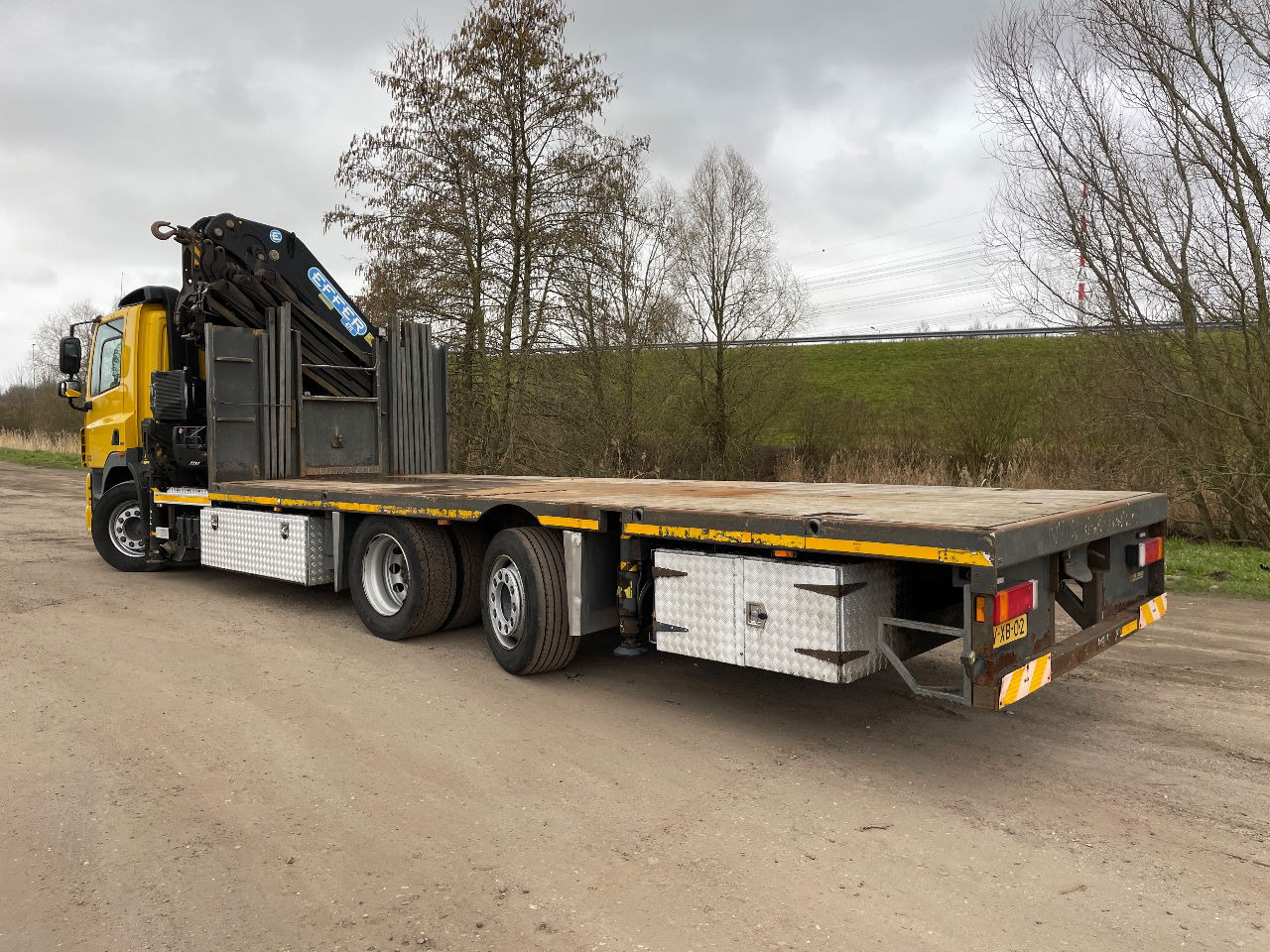 DAF 85.410 Met Effer 470 6s laadkraan ladekran loadercrane crane palfinger hiab - Kraanwagen: afbeelding 3 DAF 85.410 Met Effer 470 6s laadkraan ladekran loadercrane crane palfinger hiab - Kraanwagen: afbeelding 3
