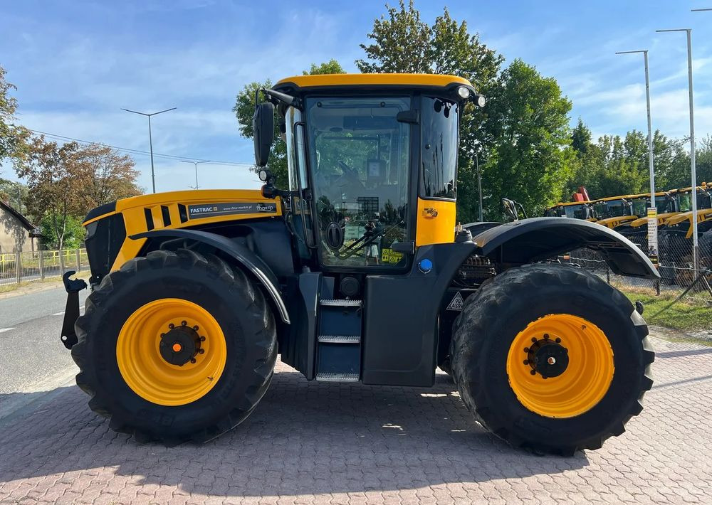 JCB Fastrac 4220 - Tractor: afbeelding 2 JCB Fastrac 4220 - Tractor: afbeelding 2