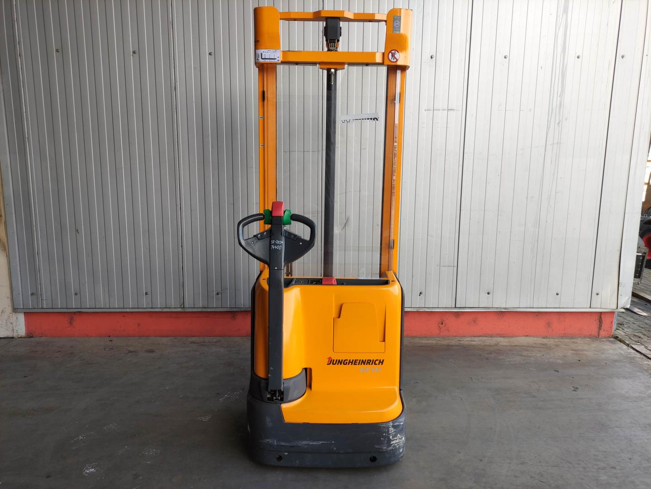 Jungheinrich EJC 112 - Stapelaar: afbeelding 4 Jungheinrich EJC 112 - Stapelaar: afbeelding 4