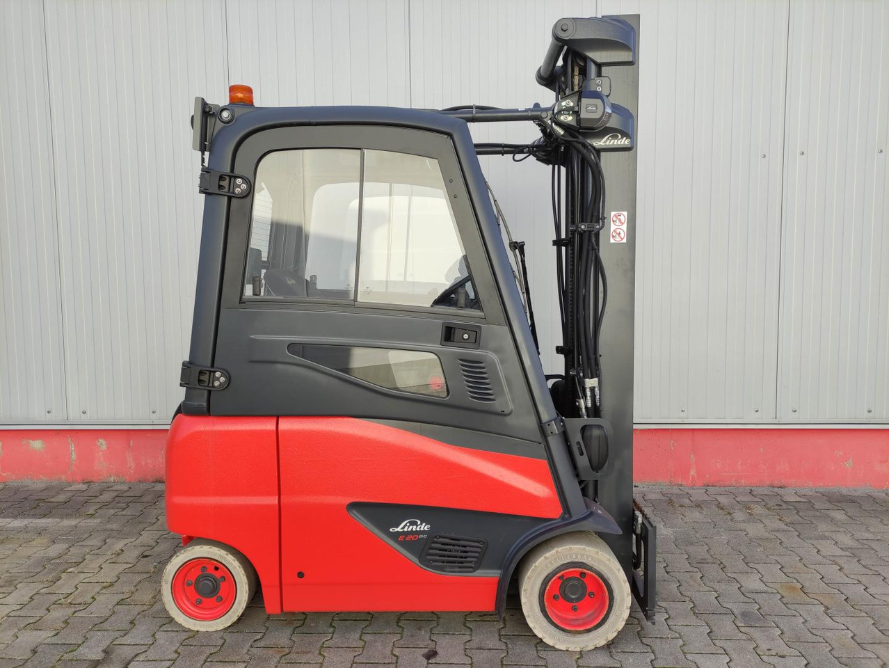 Linde E20PH-02-386-EVO - Elektrische heftruck: afbeelding 2 Linde E20PH-02-386-EVO - Elektrische heftruck: afbeelding 2