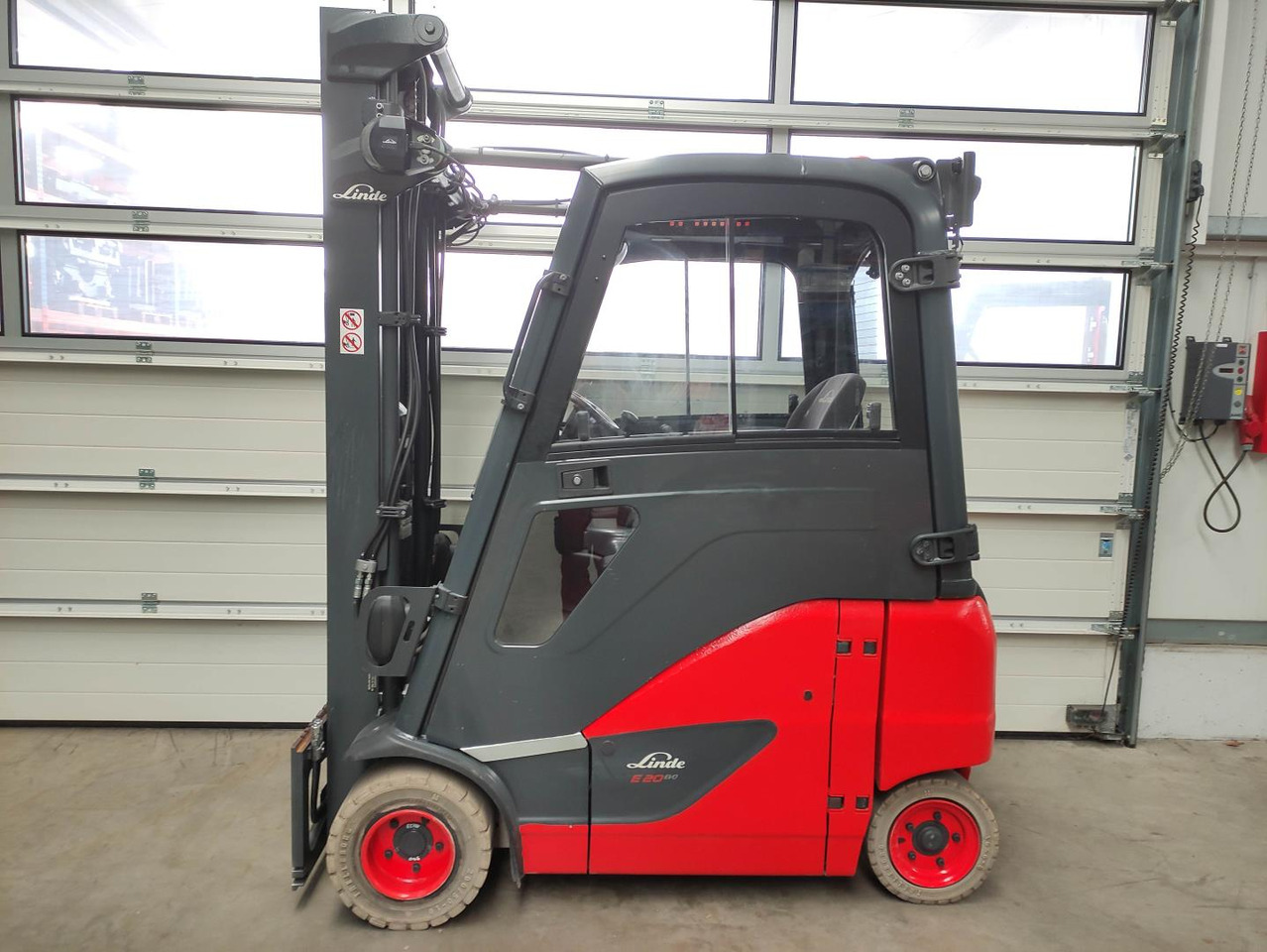 Linde E20PH-02-386-EVO - Elektrische heftruck: afbeelding 1 Linde E20PH-02-386-EVO - Elektrische heftruck: afbeelding 1