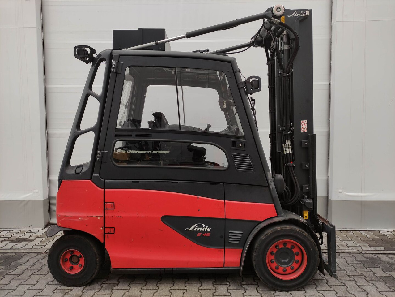 Linde E45HL-01-/600-388 - Elektrische heftruck: afbeelding 2 Linde E45HL-01-/600-388 - Elektrische heftruck: afbeelding 2