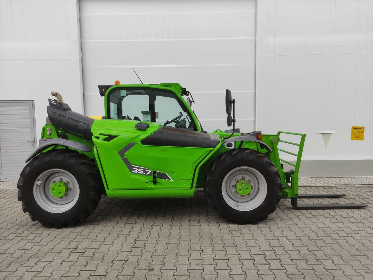 Merlo TF35.7-140 - 40 km/h - Verreiker: afbeelding 2 Merlo TF35.7-140 - 40 km/h - Verreiker: afbeelding 2