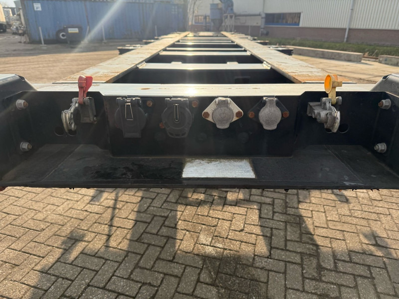 Kögel PORT 40 SIMPLEX 20 CONTAINER CHASSIS, NL TRAILER, 2020 - Containertransporter/ Wissellaadbak oplegger: afbeelding 4 Kögel PORT 40 SIMPLEX 20 CONTAINER CHASSIS, NL TRAILER, 2020 - Containertransporter/ Wissellaadbak oplegger: afbeelding 4