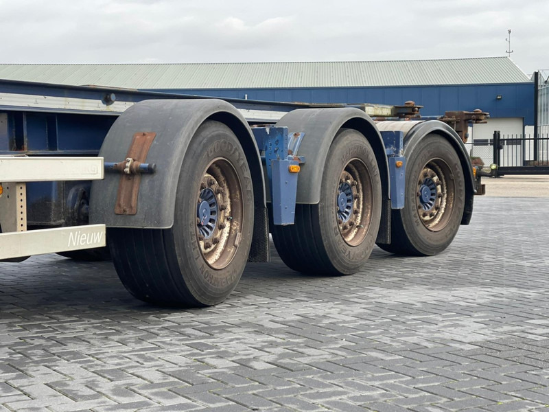 Renders ROC 16.27 CC X-STEERING, ALLE AANSLUITINGEN, APK. - Containertransporter/ Wissellaadbak oplegger: afbeelding 2 Renders ROC 16.27 CC X-STEERING, ALLE AANSLUITINGEN, APK. - Containertransporter/ Wissellaadbak oplegger: afbeelding 2
