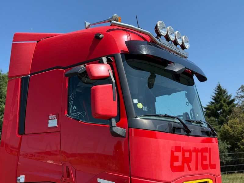 Renault T520 HIGH PARK COOL, FULL SPOILER, STEEL/AIR, 2 TANKS, 2 BEDS, FRIGO - Trekker: afbeelding 3 Renault T520 HIGH PARK COOL, FULL SPOILER, STEEL/AIR, 2 TANKS, 2 BEDS, FRIGO - Trekker: afbeelding 3