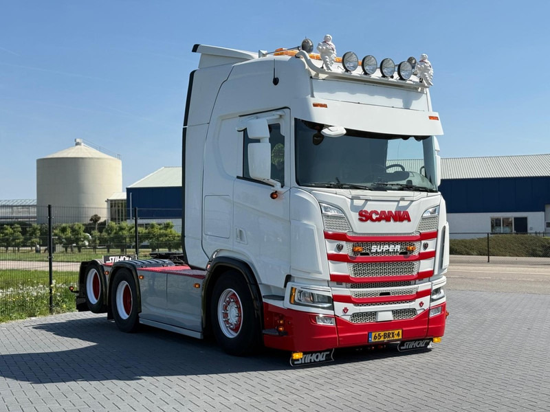 Scania R 650 FULL AIR, RETARDER, LEATHER, SHOW, INTERIOR. - Trekker: afbeelding 1 Scania R 650 FULL AIR, RETARDER, LEATHER, SHOW, INTERIOR. - Trekker: afbeelding 1