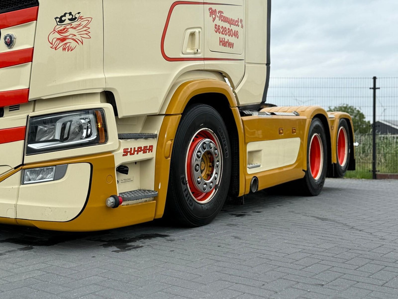Scania R500 2.95 WB, VOLLUCHT, PTO VOORBEREID, LEER, INTERIEUR. - Trekker: afbeelding 5 Scania R500 2.95 WB, VOLLUCHT, PTO VOORBEREID, LEER, INTERIEUR. - Trekker: afbeelding 5