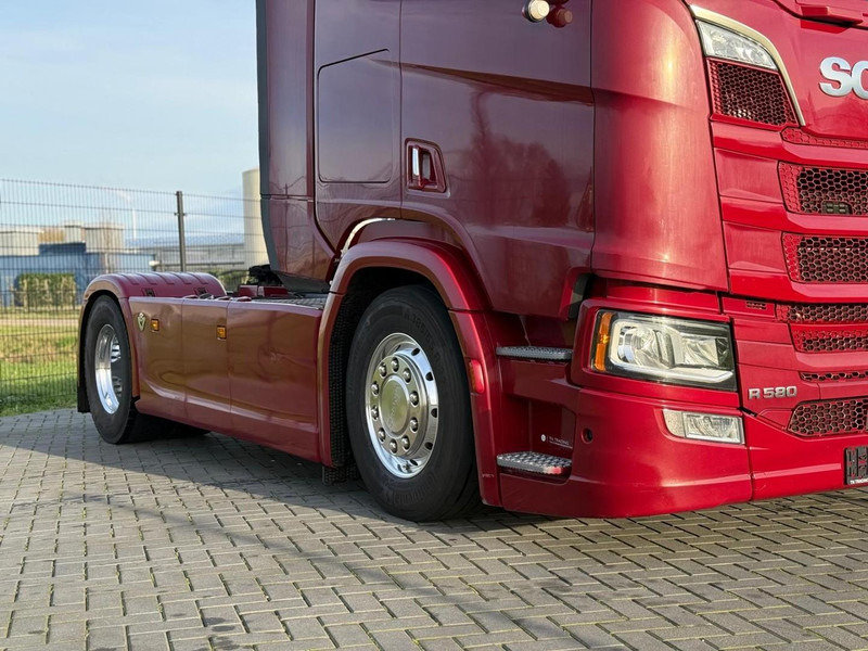 Scania R580 V8 NGS 2 TANKS, RETARDER, LEDER, ALU, VOLLUCHT, SMART V2, PARK COOL. - Trekker: afbeelding 3 Scania R580 V8 NGS 2 TANKS, RETARDER, LEDER, ALU, VOLLUCHT, SMART V2, PARK COOL. - Trekker: afbeelding 3