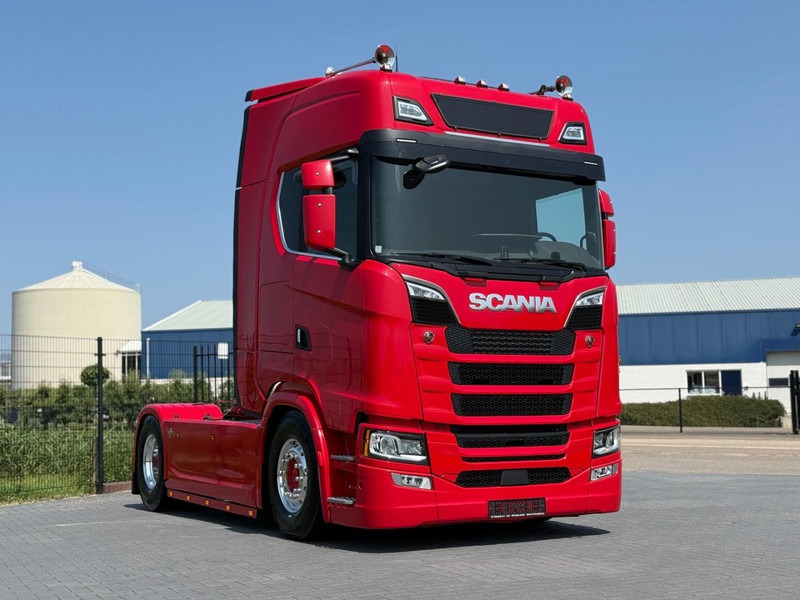 Scania S590 V8 NGS FULL AIR, ALCOA, LEATHER, HYDRAULIC, LIKE NEW. - Trekker: afbeelding 1 Scania S590 V8 NGS FULL AIR, ALCOA, LEATHER, HYDRAULIC, LIKE NEW. - Trekker: afbeelding 1