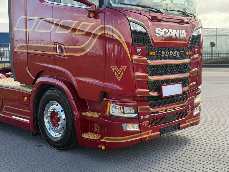 Scania S650 V8 NGS FULL AIR, SHOW, INTERIOR, ALCOA, HYDRAULIC/PTO. - Trekker: afbeelding 5 Scania S650 V8 NGS FULL AIR, SHOW, INTERIOR, ALCOA, HYDRAULIC/PTO. - Trekker: afbeelding 5