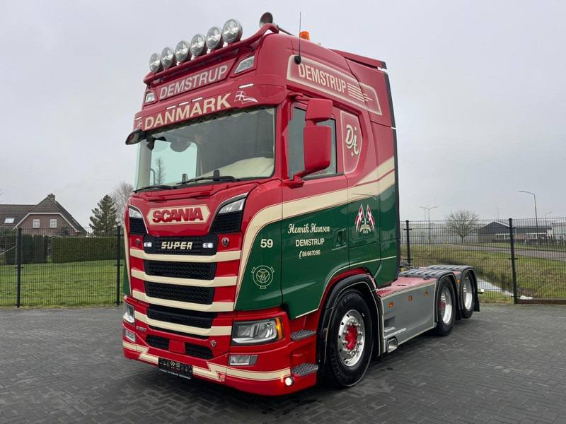 Scania S650 V8 NGS SHOW TRUCK, FULL AIR, RETARDER, PTO/HYDRAULIC! - Trekker: afbeelding 2 Scania S650 V8 NGS SHOW TRUCK, FULL AIR, RETARDER, PTO/HYDRAULIC! - Trekker: afbeelding 2