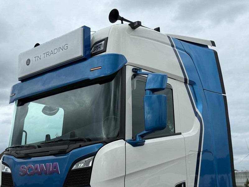 Scania S660 BOOGIE, VOLLUCHT, RETARDER, LEER. - Trekker: afbeelding 4 Scania S660 BOOGIE, VOLLUCHT, RETARDER, LEER. - Trekker: afbeelding 4