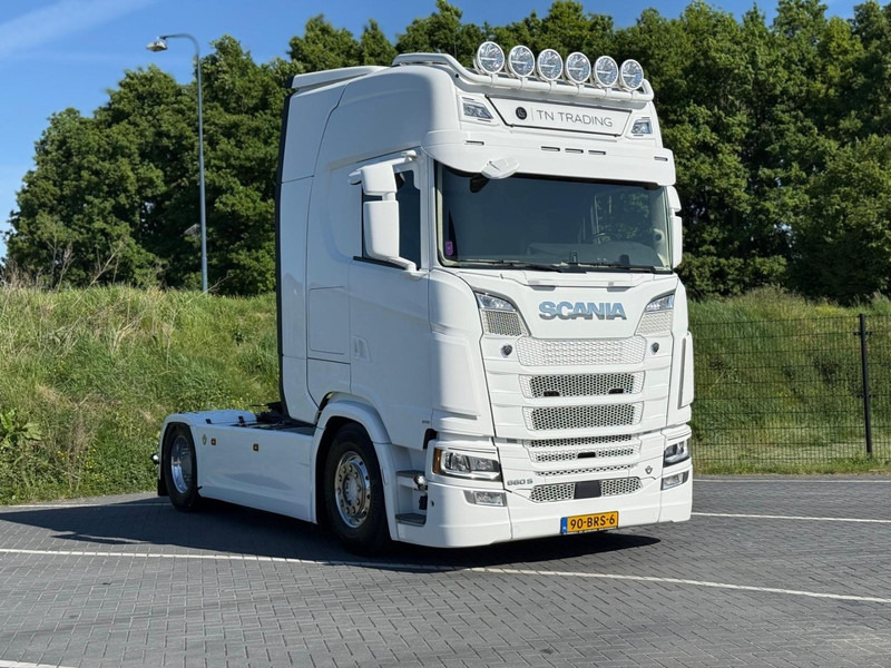 Scania S660 FULL AIR, RETARDER, LEATHER, ALCOA, 2X TANK. - Trekker: afbeelding 2 Scania S660 FULL AIR, RETARDER, LEATHER, ALCOA, 2X TANK. - Trekker: afbeelding 2