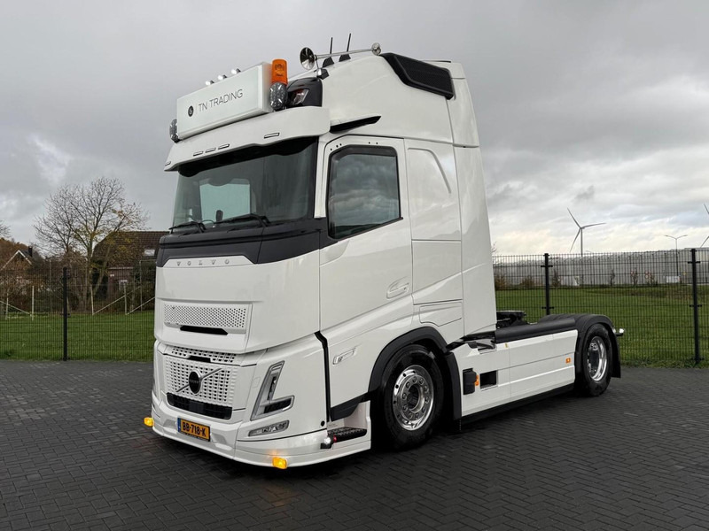 Volvo FH 13.460XL NEW, FULL AIR, ALCOA, HYDRAULIC, XL, SHOW, FULL. - Trekker: afbeelding 2 Volvo FH 13.460XL NEW, FULL AIR, ALCOA, HYDRAULIC, XL, SHOW, FULL. - Trekker: afbeelding 2