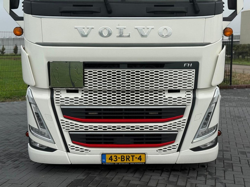 Volvo FH 13.460XL Turbocompound, leer, vollucht, 2 tanks, dubbel glas, vol spoiler. - Trekker: afbeelding 5 Volvo FH 13.460XL Turbocompound, leer, vollucht, 2 tanks, dubbel glas, vol spoiler. - Trekker: afbeelding 5