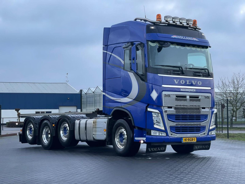 Volvo FH 460 NL TRUCK, ALCOA WHEELS, 2X TANK, CONTAINER! - Containertransporter/ Wissellaadbak vrachtwagen: afbeelding 1 Volvo FH 460 NL TRUCK, ALCOA WHEELS, 2X TANK, CONTAINER! - Containertransporter/ Wissellaadbak vrachtwagen: afbeelding 1