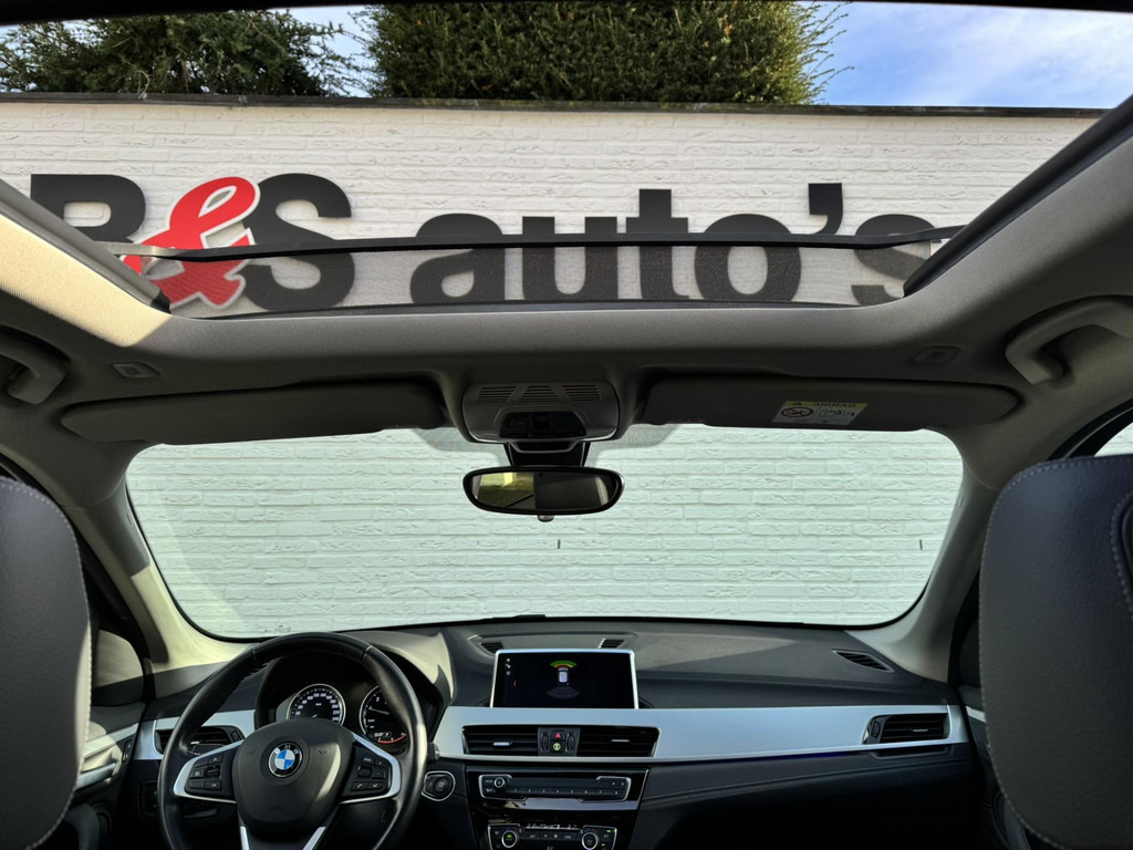BMW X1-SDrive18i High Executive Cruise Climate control Leer+memory Sfeerverlichting Navigatie Full LED Parkeersensoren - SUV: afbeelding 3 BMW X1-SDrive18i High Executive Cruise Climate control Leer+memory Sfeerverlichting Navigatie Full LED Parkeersensoren - SUV: afbeelding 3