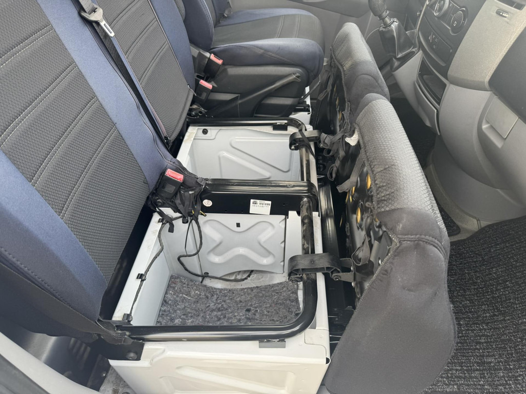 Gesloten bestelwagen Mercedes-Benz Sprinter-213 2.2 CDI 366 DC 2x Schuifdeur Airco Imperiaal Treeplank Trekhaak 3 Zitplaatsen: afbeelding 16
