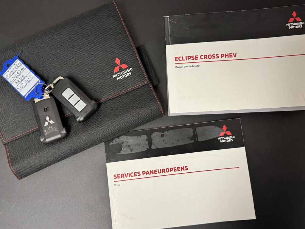 Mitsubishi Eclipse Cross-2.4 PHEV Business Executive Adaptive cruise Climate control Stuur- Stoelverwarming v/a Apple / Android - SUV: afbeelding 3 Mitsubishi Eclipse Cross-2.4 PHEV Business Executive Adaptive cruise Climate control Stuur- Stoelverwarming v/a Apple / Android - SUV: afbeelding 3
