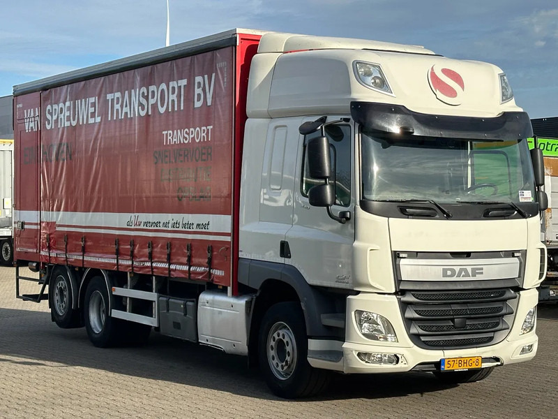DAF CF 330 6X2*4 Schuifzeil / Laadklep / Kooiaap 05-2026 Apk! - Schuifzeilen vrachtwagen: afbeelding 4 DAF CF 330 6X2*4 Schuifzeil / Laadklep / Kooiaap 05-2026 Apk! - Schuifzeilen vrachtwagen: afbeelding 4