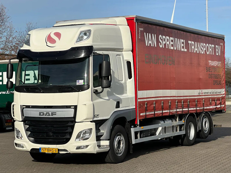 DAF CF 330 6X2*4 Schuifzeil / Laadklep / Kooiaap 05-2026 Apk! - Schuifzeilen vrachtwagen: afbeelding 1 DAF CF 330 6X2*4 Schuifzeil / Laadklep / Kooiaap 05-2026 Apk! - Schuifzeilen vrachtwagen: afbeelding 1