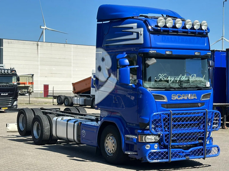 Scania R580 V8 6X2 Chassis WB 4.70mtr Retarder Topline Euro 6 - Chassis vrachtwagen: afbeelding 2 Scania R580 V8 6X2 Chassis WB 4.70mtr Retarder Topline Euro 6 - Chassis vrachtwagen: afbeelding 2